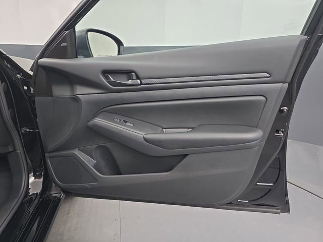 Used 2025 Nissan Altima 2.5 S image 41