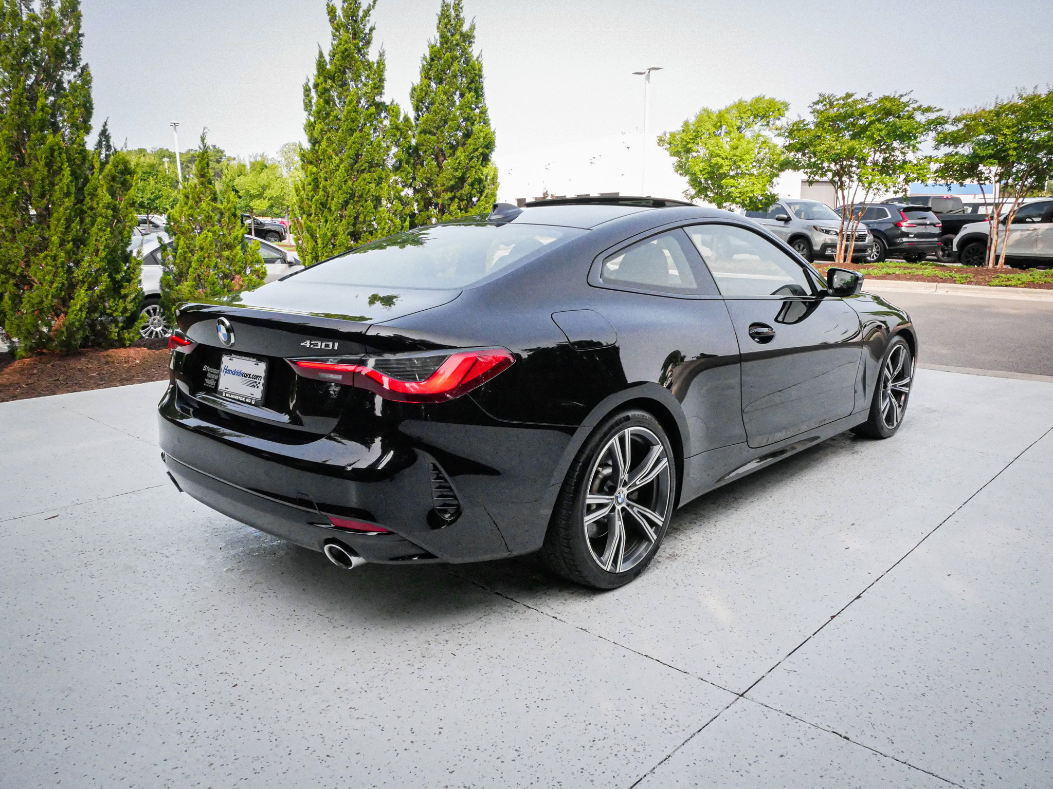 Used 2022 BMW 430i Coupe w/ Convenience Package RWD image 10
