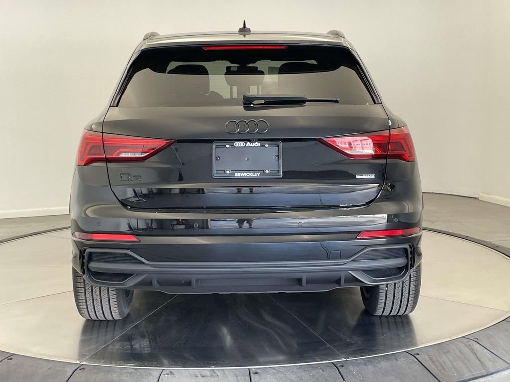 New 2025 Audi Q3 2.0T Premium image 6