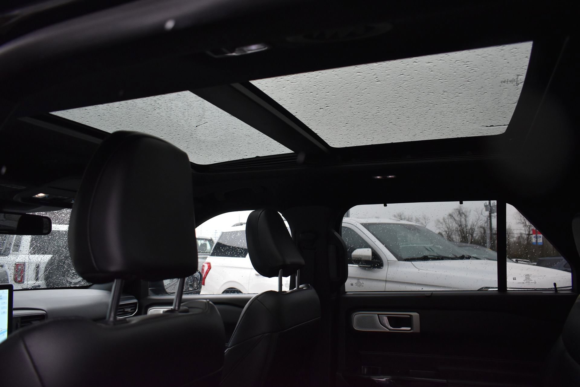 Used 2021 Ford Explorer ST w/ Equipment Group 401A image 18