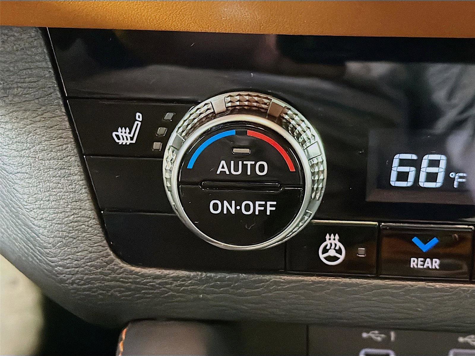 Used 2022 Mitsubishi Outlander SEL image 22