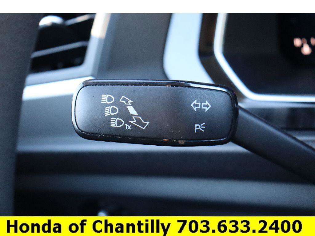 Used 2022 Volkswagen Jetta S image 12