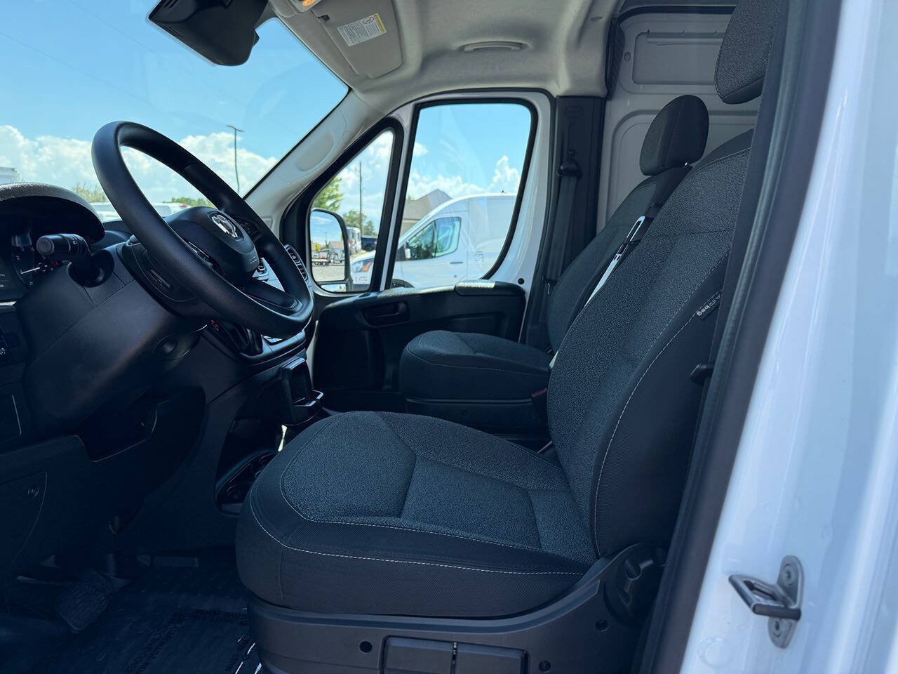 Used 2023 RAM ProMaster 3500 FWD image 15