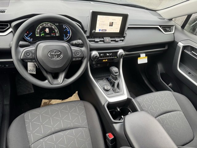 Used 2025 Toyota RAV4 XLE image 8