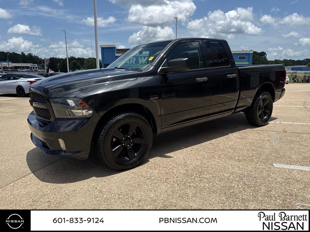 Used 2018 RAM 1500 Express w/ Black Ram 1500 Express Group AWD/4WD image 2