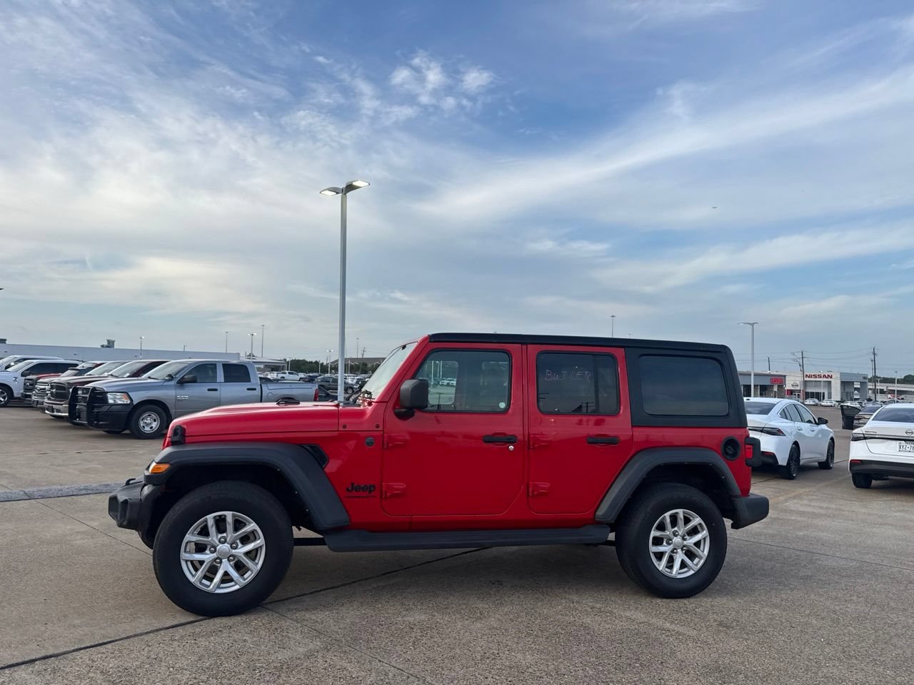 Used 2023 Jeep Wrangler Unlimited Sport AWD/4WD image 10