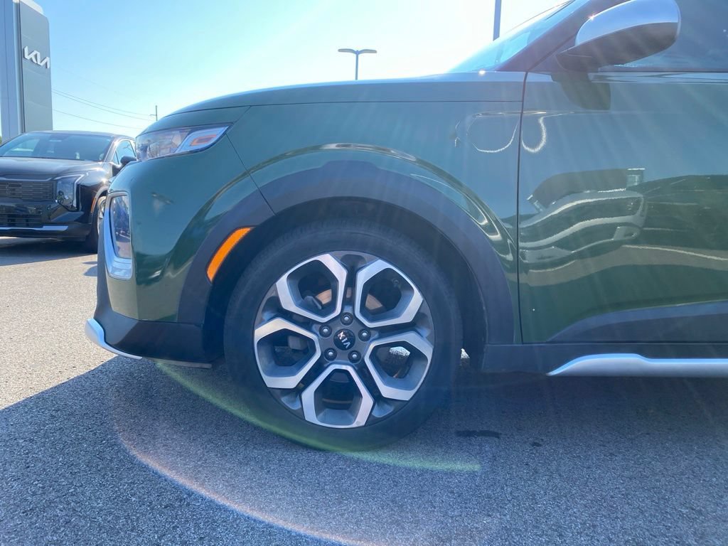 Used 2020 Kia Soul X-Line FWD image 29