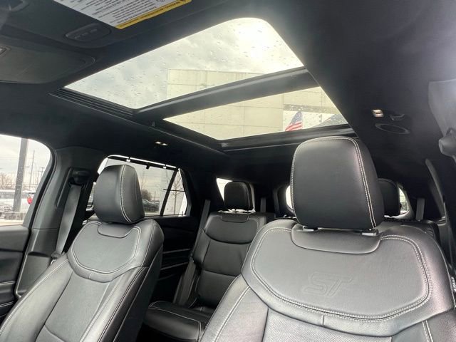 Used 2020 Ford Explorer ST w/ ST Street Pack image 26