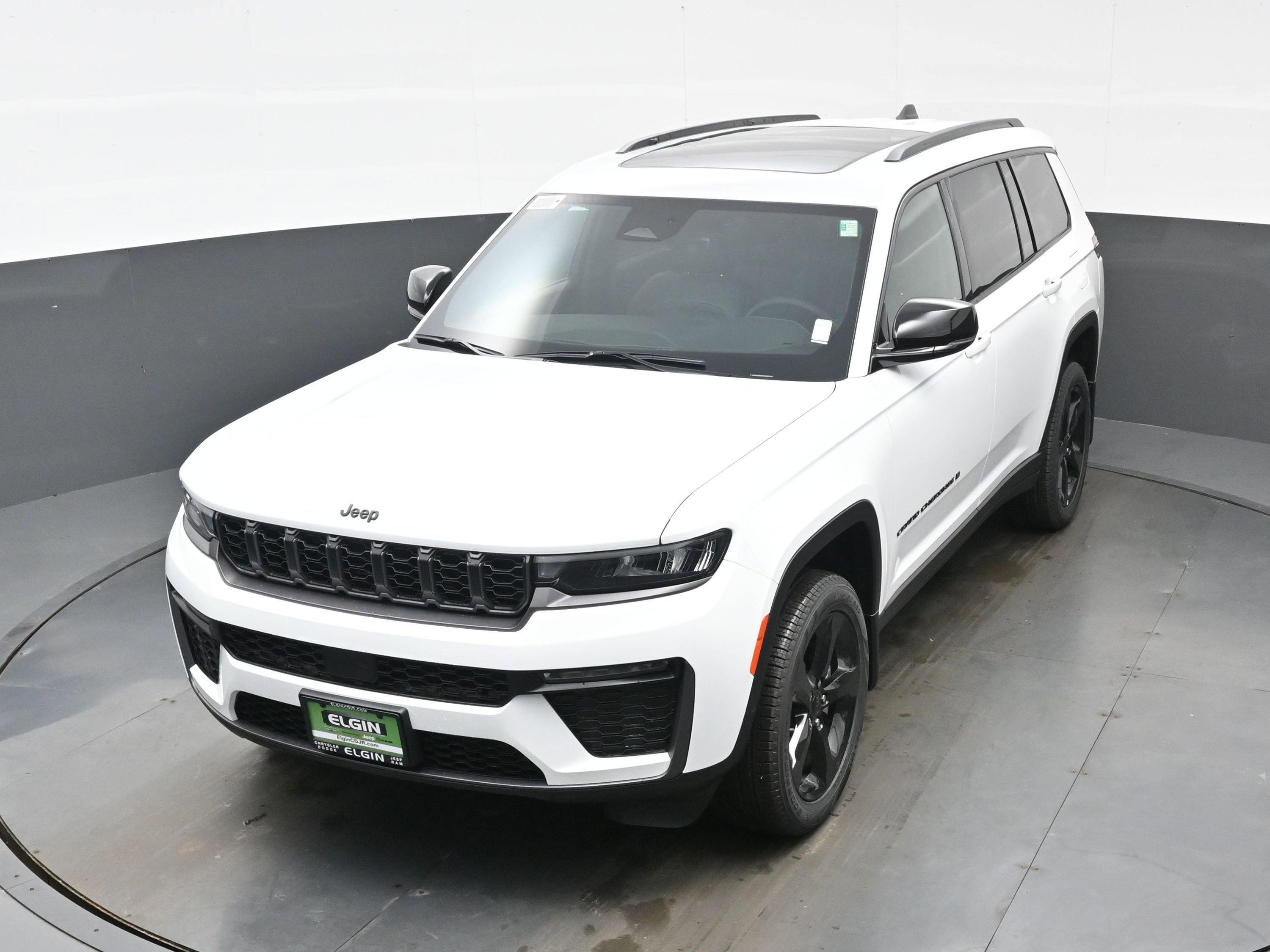 New 2026 Jeep Grand Cherokee L Limited w/ Limited Altitude Package AWD/4WD image 19