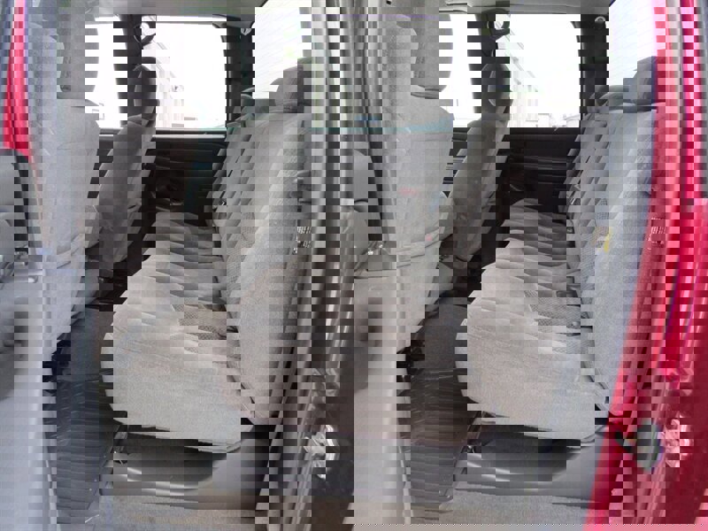 Used 2006 Chevrolet Silverado 2500 LT image 11