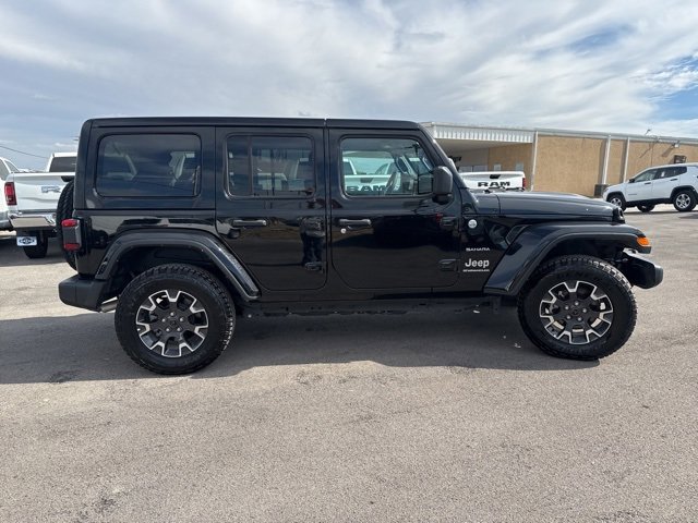 Used 2024 Jeep Wrangler Sahara w/ Technology Group image 11