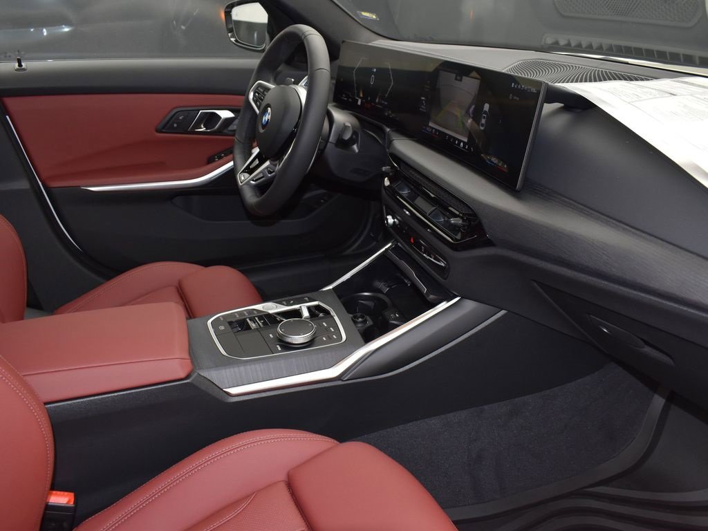 New 2026 BMW 330i Sedan w/ M Sport Package image 22
