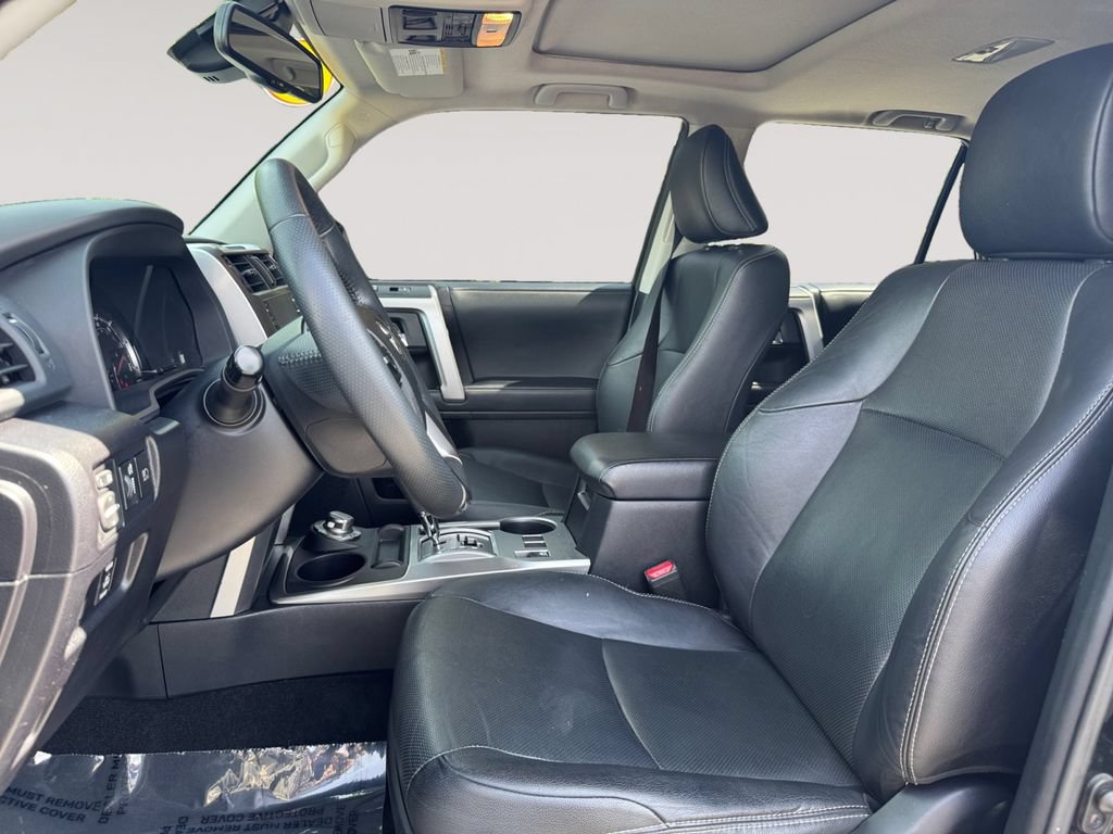 Used 2021 Toyota 4Runner Limited AWD/4WD image 9