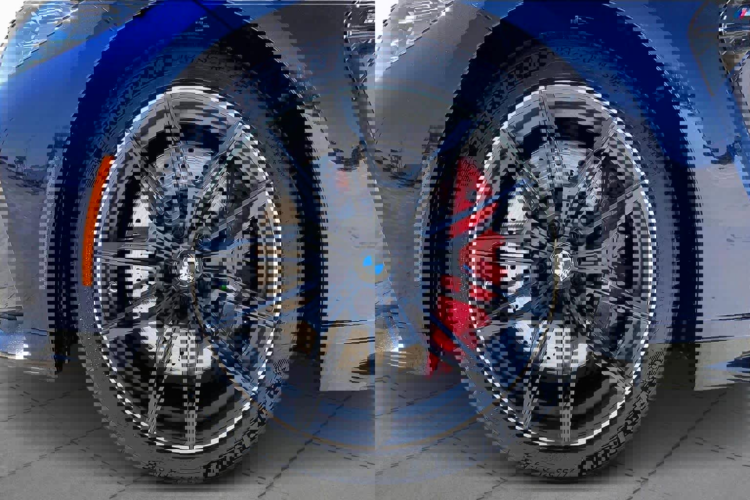 Used 2021 BMW M4 Coupe w/ Executive Package image 11