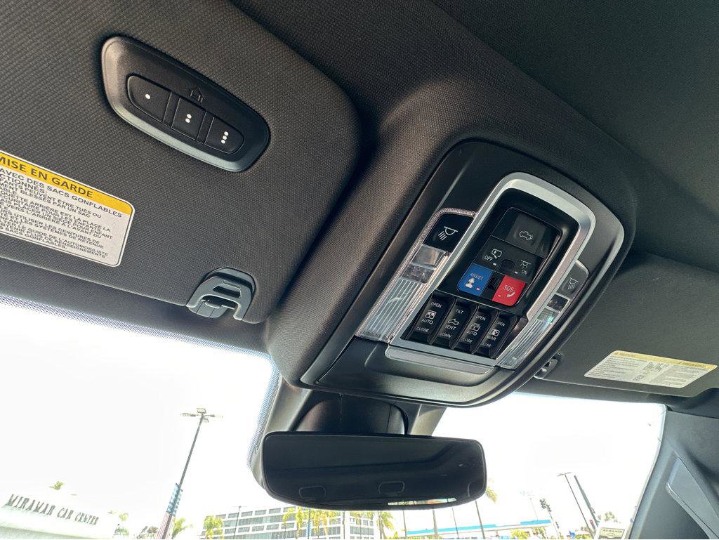 Used 2022 RAM 1500 Laramie AWD/4WD image 25