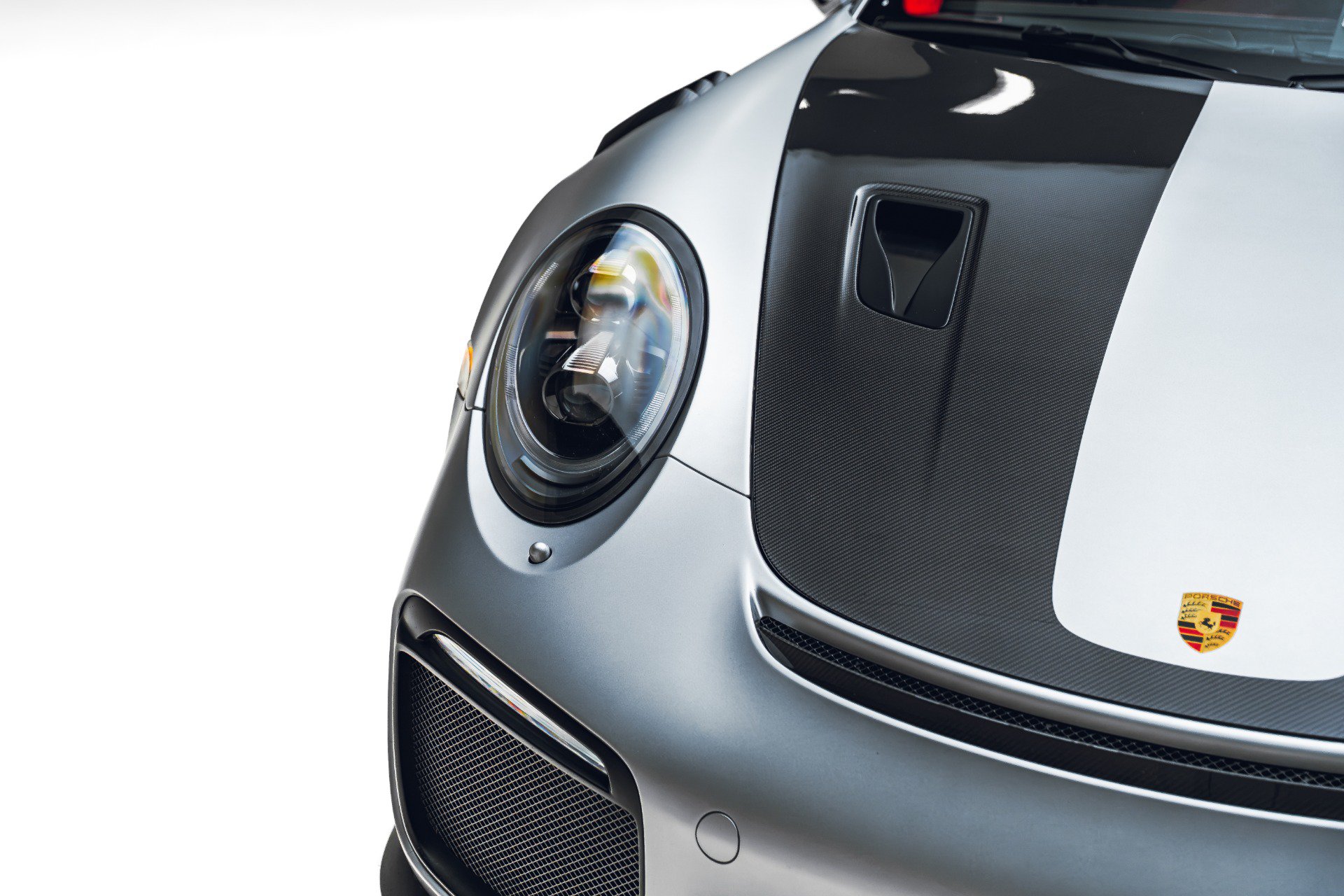 Used 2018 Porsche 911 GT2 RS RWD image 16
