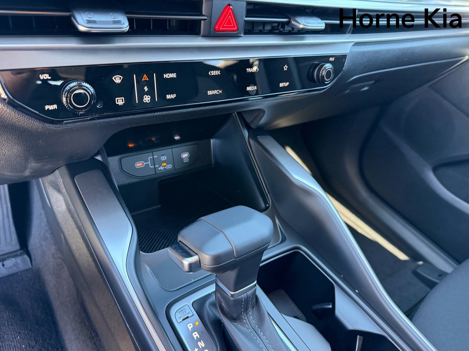 New 2026 Kia Sorento LX FWD image 20