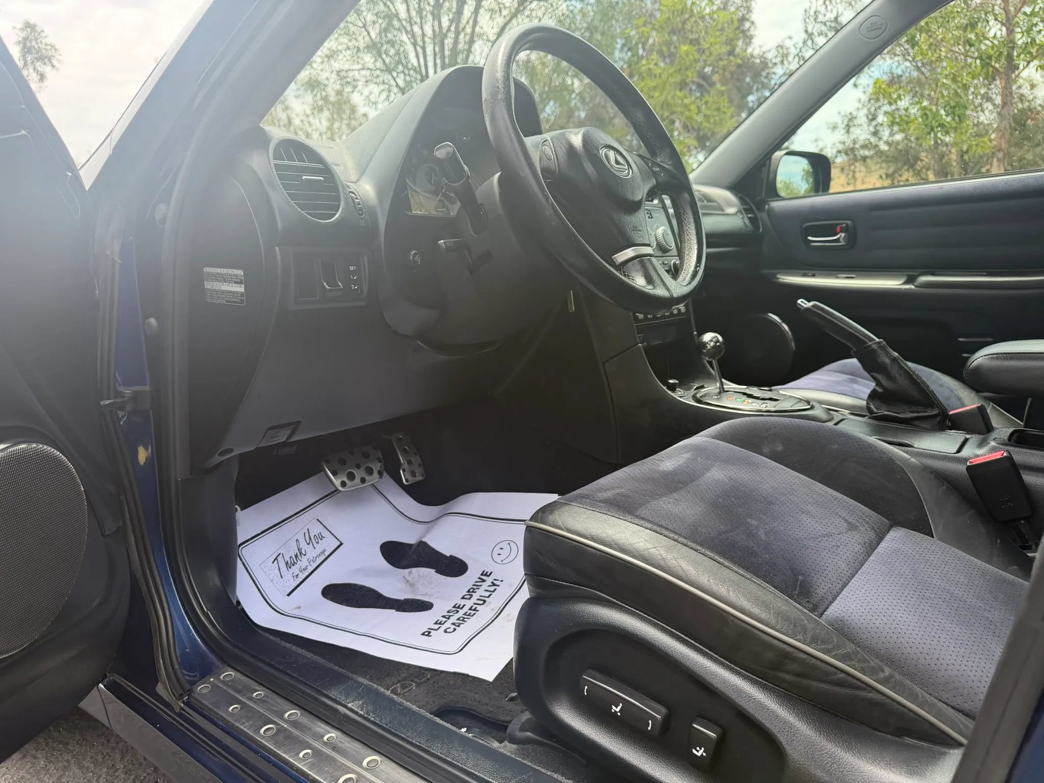 Used 2005 Lexus IS 300 RWD image 11