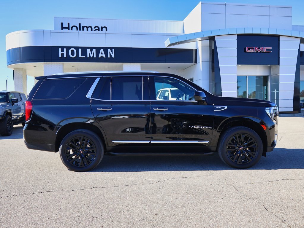 Used 2021 GMC Yukon SLT w/ Rear Media and Nav Package image 2