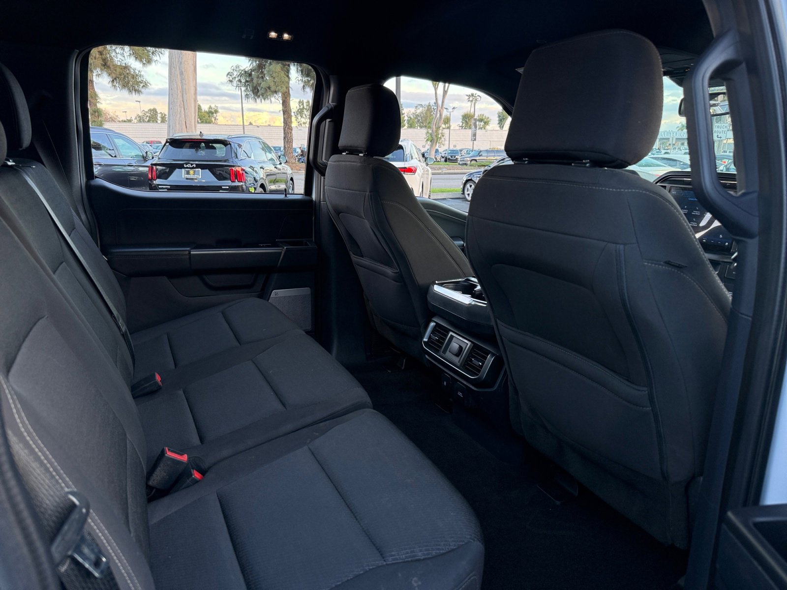 Used 2022 Ford F150 XLT w/ Equipment Group 302A High image 16