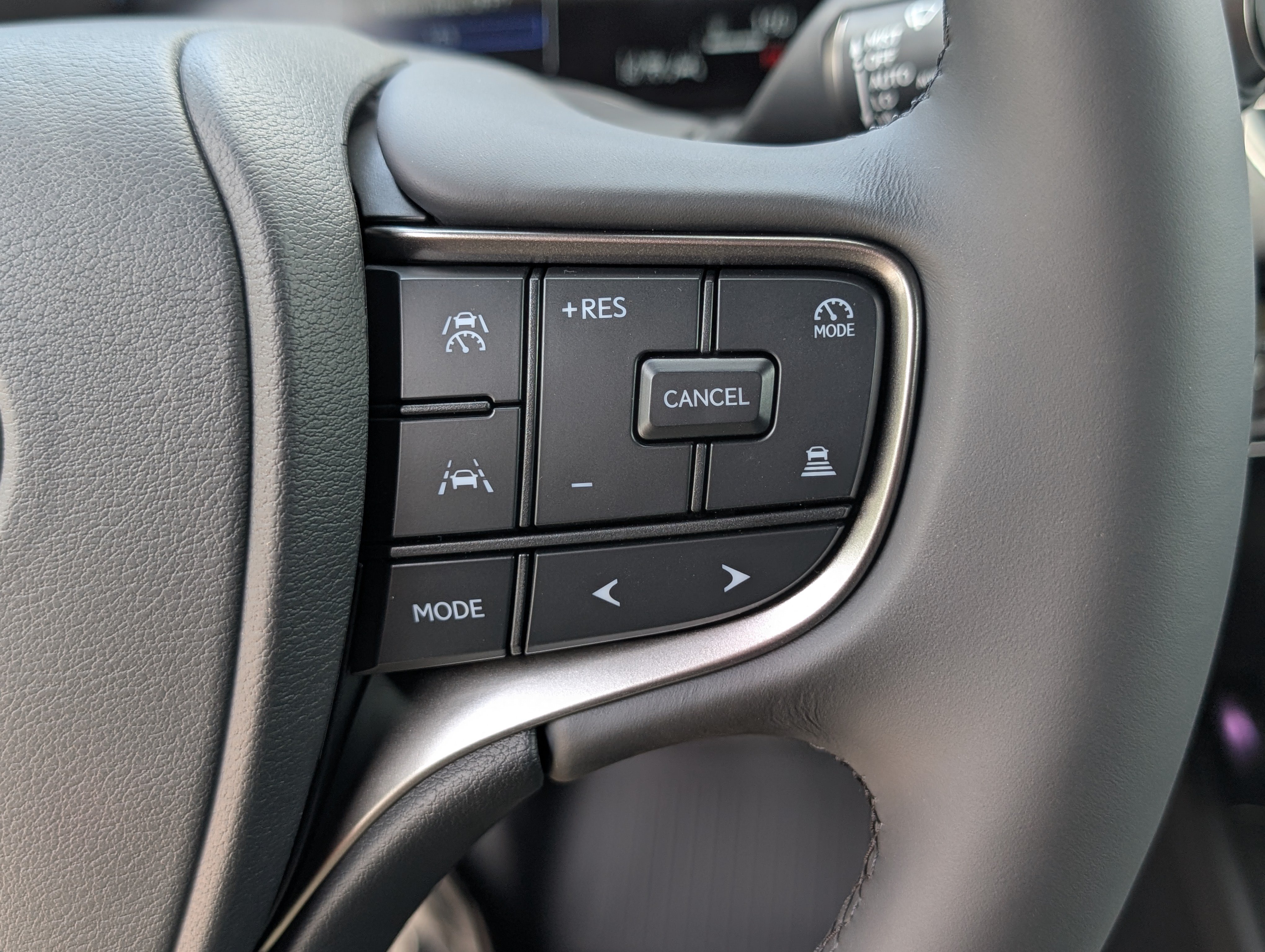 New 2026 Lexus UX 300h AWD image 20
