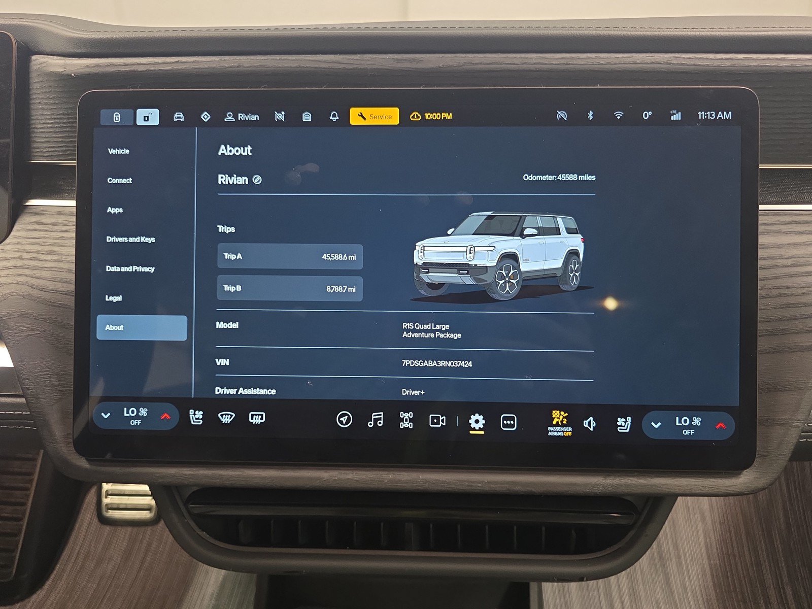 Used 2024 Rivian R1S Adventure AWD/4WD image 29