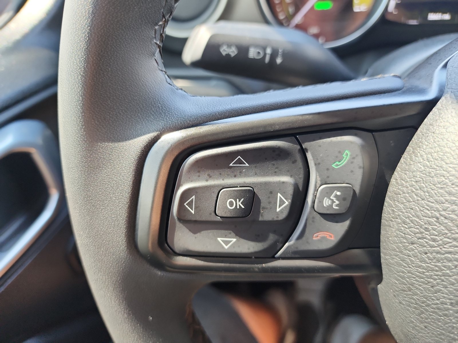 Used 2023 Jeep Wrangler Unlimited w/ 8.4" Radio Group AWD/4WD image 18