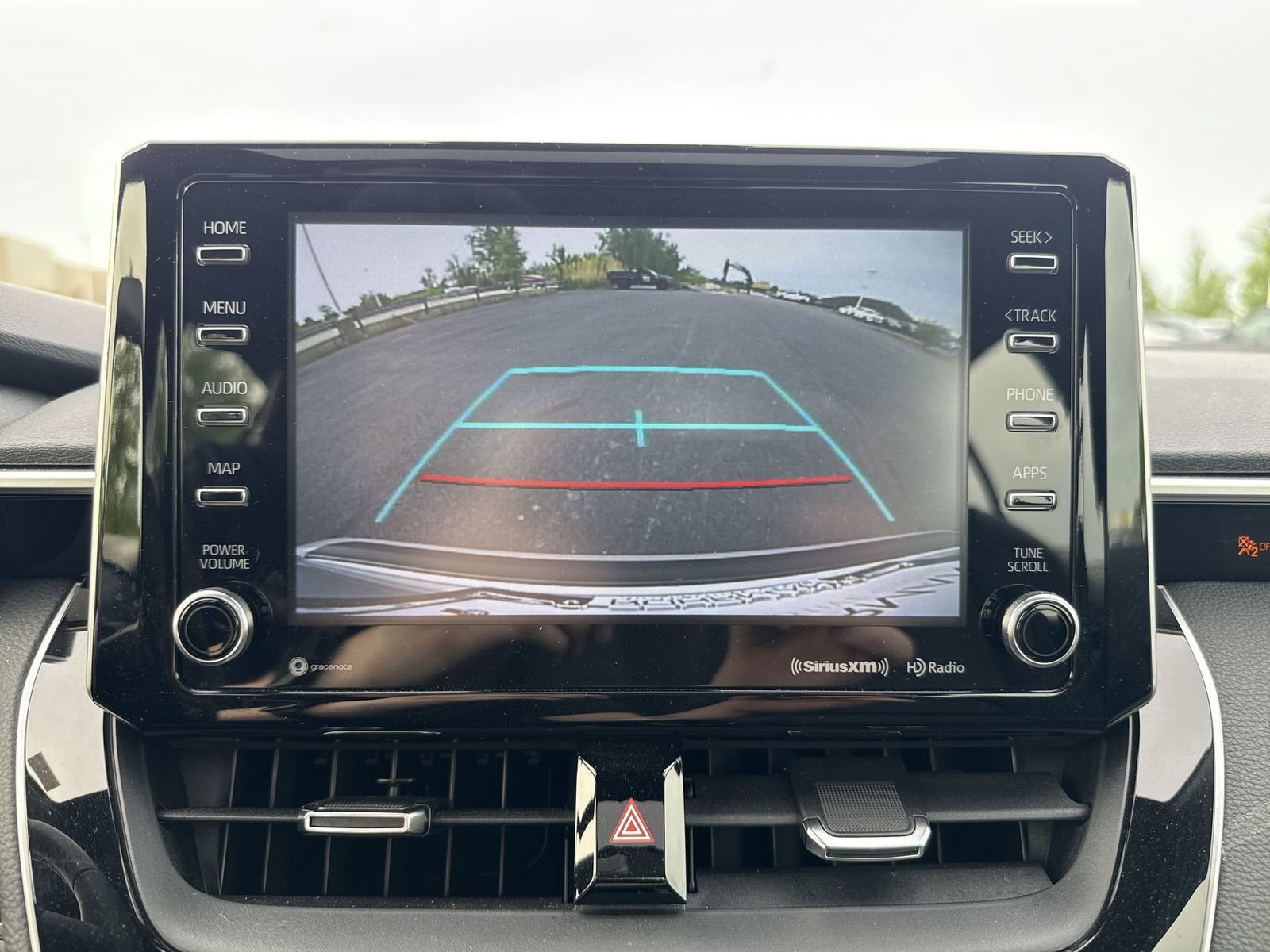 Used 2022 Toyota Corolla XSE FWD image 18