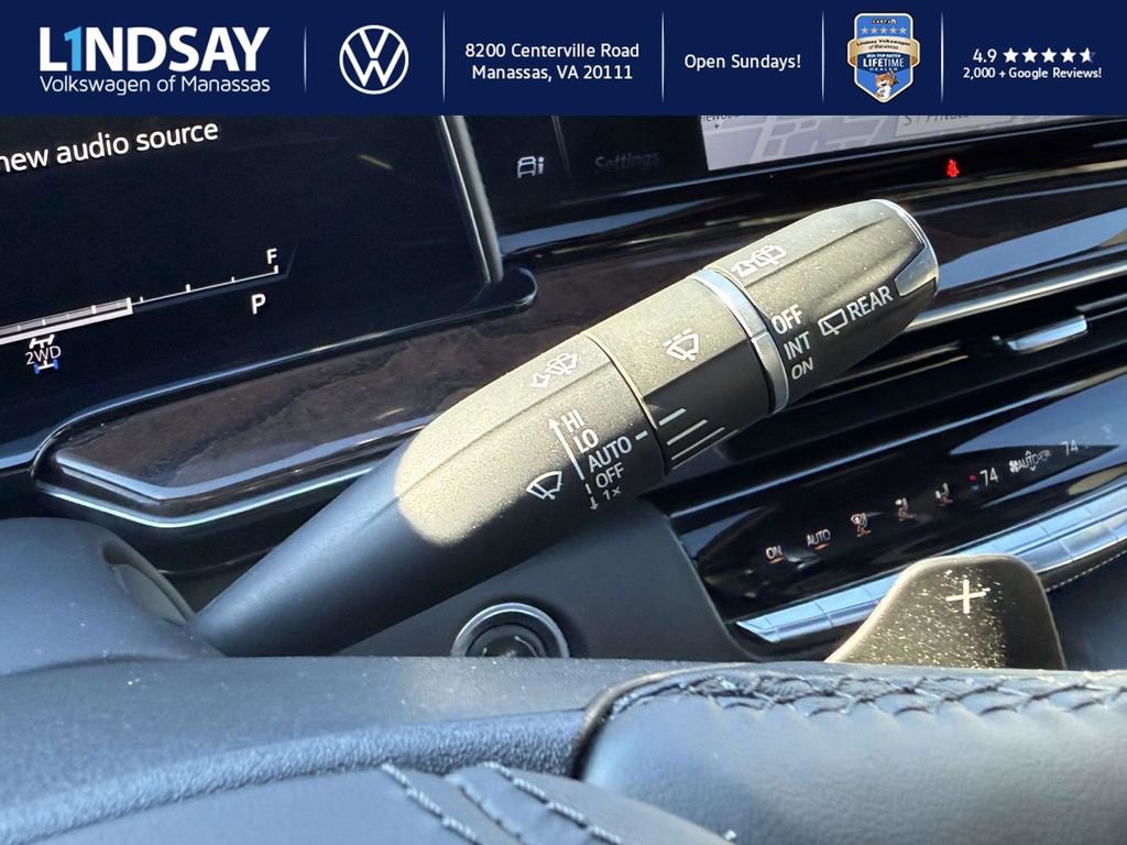 Used 2021 Cadillac Escalade Sport Platinum w/ LPO, ONYX Package image 20