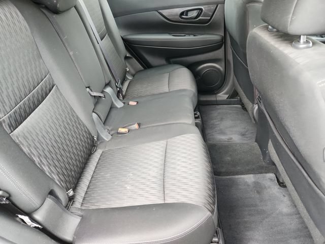 Used 2019 Nissan Rogue S AWD/4WD image 18