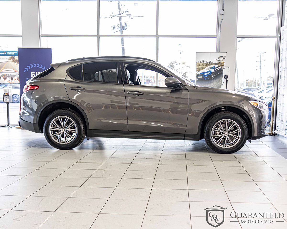 Used 2022 Alfa Romeo Stelvio Sprint AWD/4WD image 10