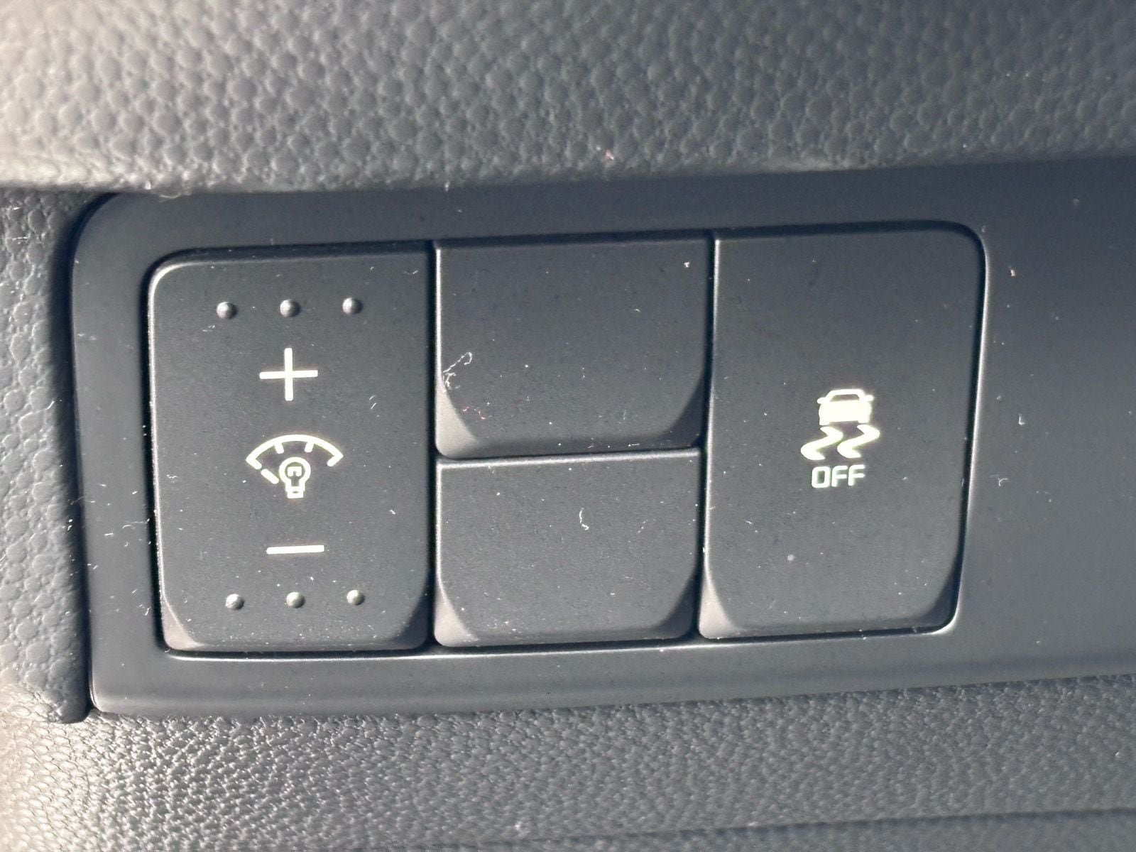 Used 2018 Kia Soul + FWD image 21