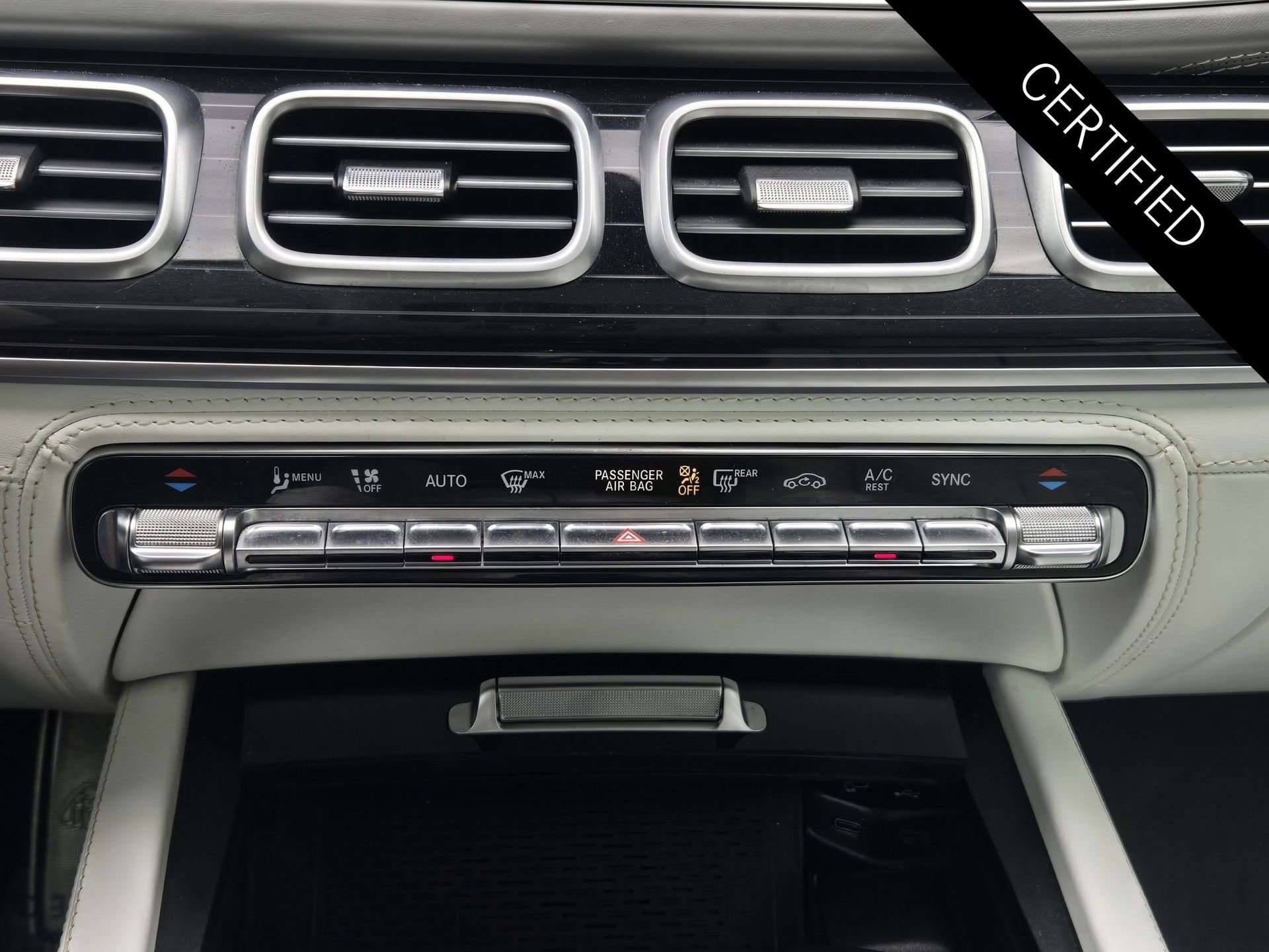 Used 2023 Mercedes-Benz Maybach GLS 600 4MATIC image 18