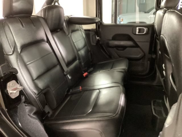 Used 2020 Jeep Wrangler Unlimited Sahara AWD/4WD image 23