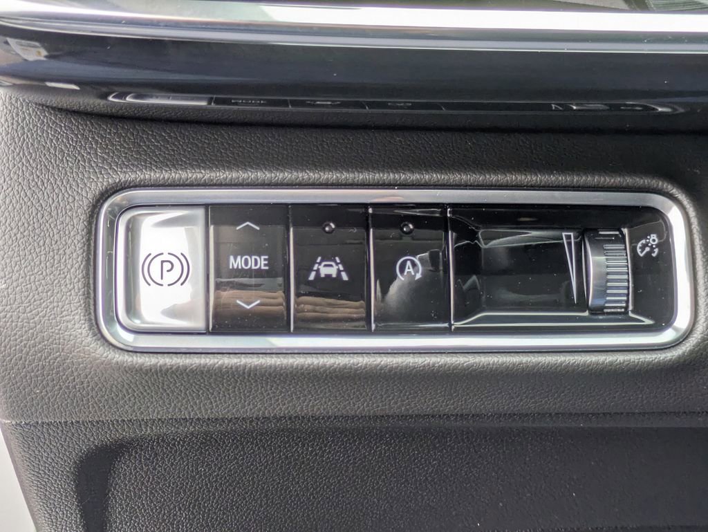 Used 2025 Buick Envision Preferred image 24