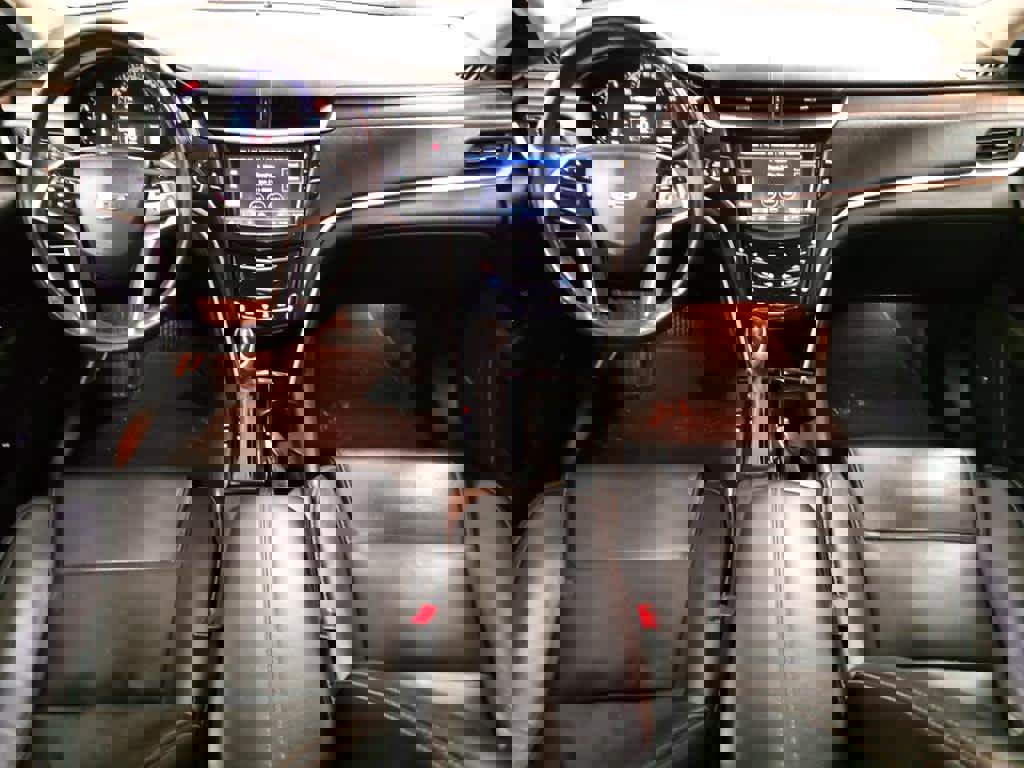 Used 2019 Cadillac XTS Luxury image 10