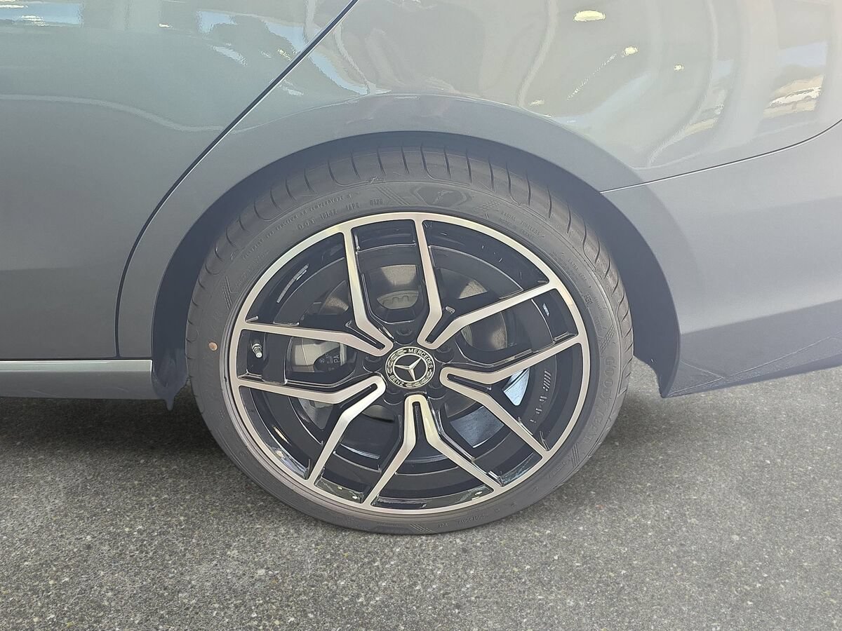 New 2026 Mercedes-Benz C 300 4MATIC Sedan image 32