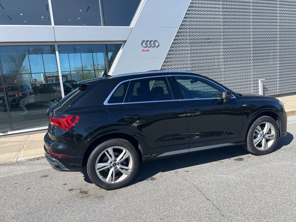 Used 2023 Audi Q3 2.0T Premium w/ Convenience Package image 20