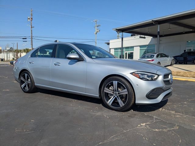 Used 2025 Mercedes-Benz C 300 Sedan image 3