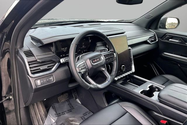 Used 2025 GMC Acadia Elevation w/ Elevation Premium Package AWD/4WD image 12