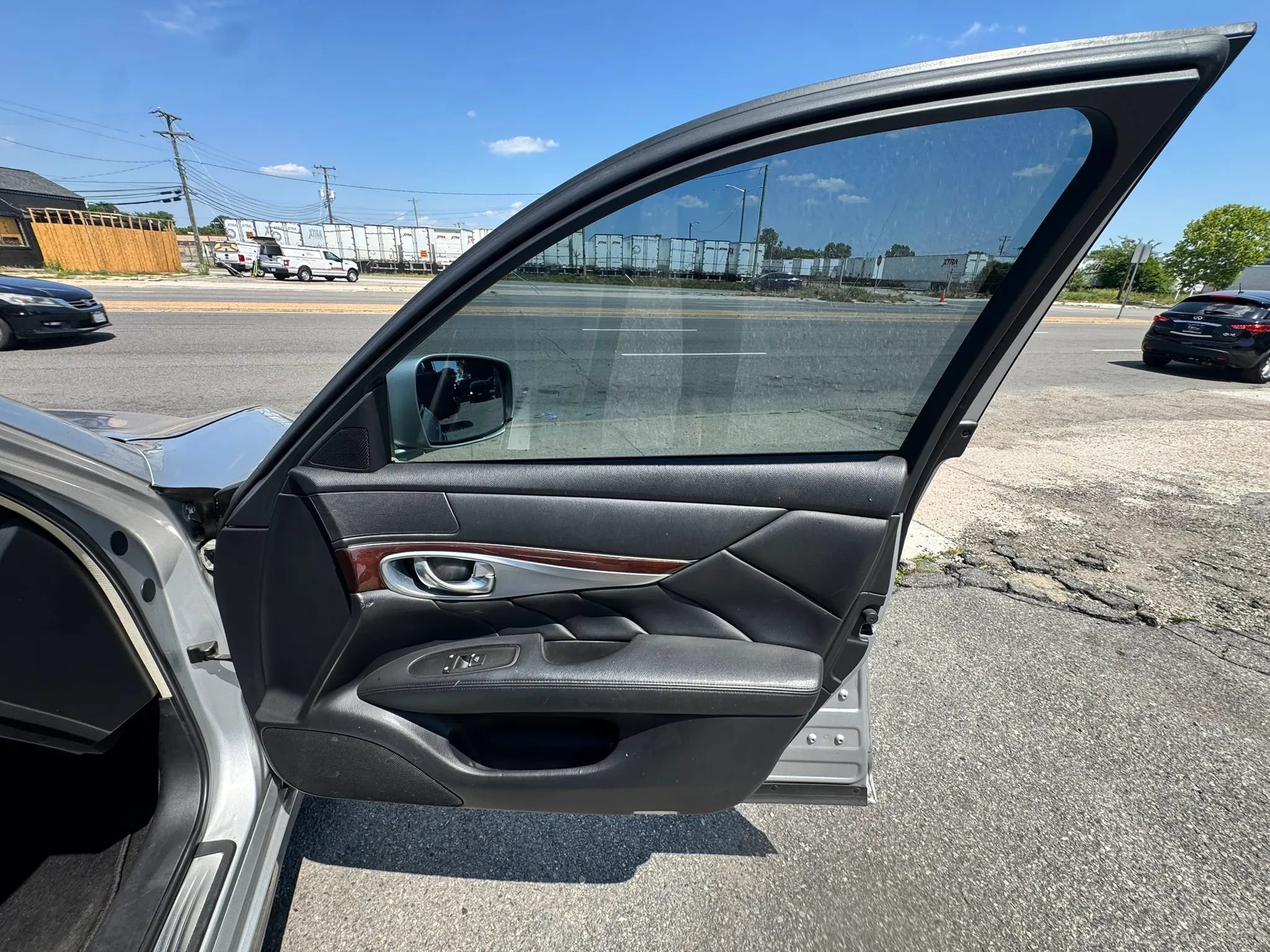 Used 2012 INFINITI M37 x w/ Premium Pkg AWD/4WD image 15