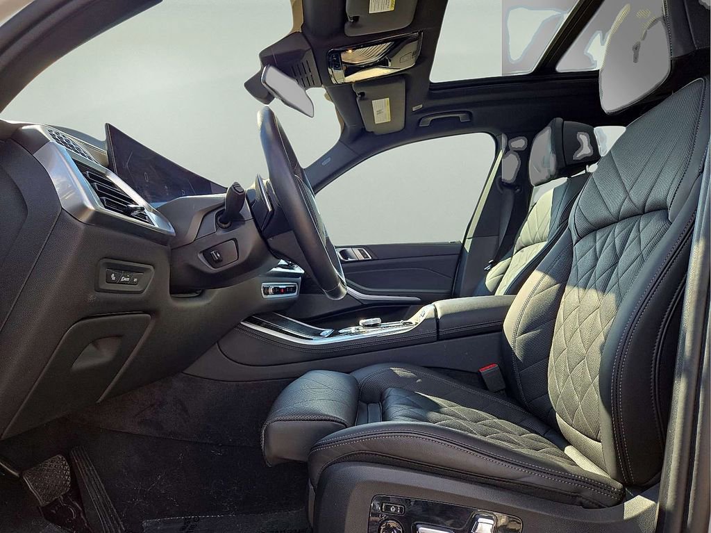 Used 2024 BMW X5 xDrive50e image 22