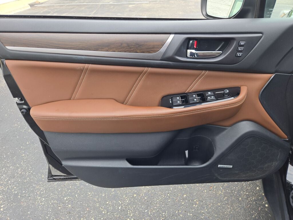 Used 2019 Subaru Outback 3.6R Touring AWD/4WD image 20