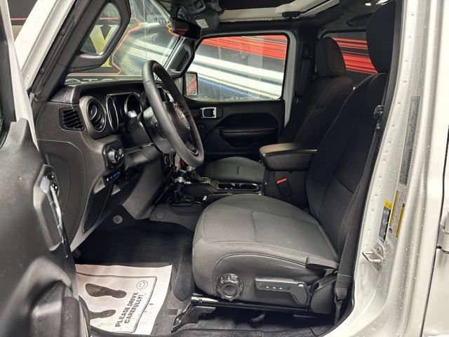 Used 2023 Jeep Wrangler Unlimited w/ 8.4" Radio Group AWD/4WD image 5