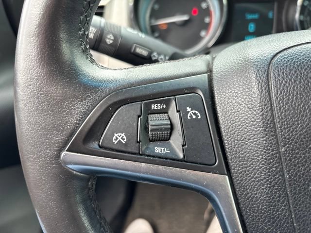 Used 2013 Buick Verano FWD image 17
