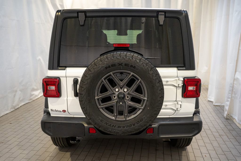 Used 2024 Jeep Wrangler Sport S image 5