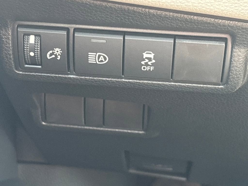 New 2026 Toyota Corolla Cross L image 21