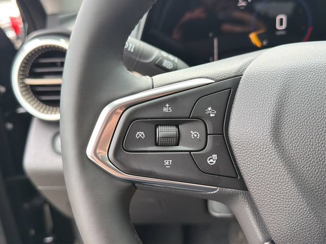 Certified 2026 Chevrolet Trax ACTIV w/ Driver Confidence Package FWD image 22