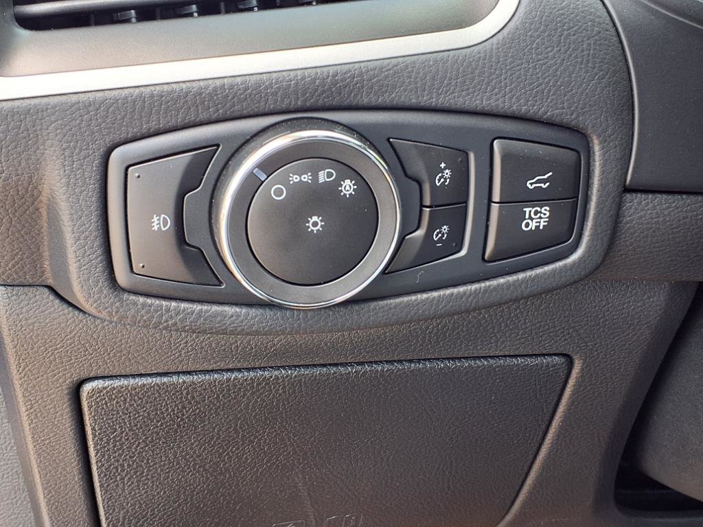 Used 2023 Ford Edge SEL w/ Convenience Package image 18