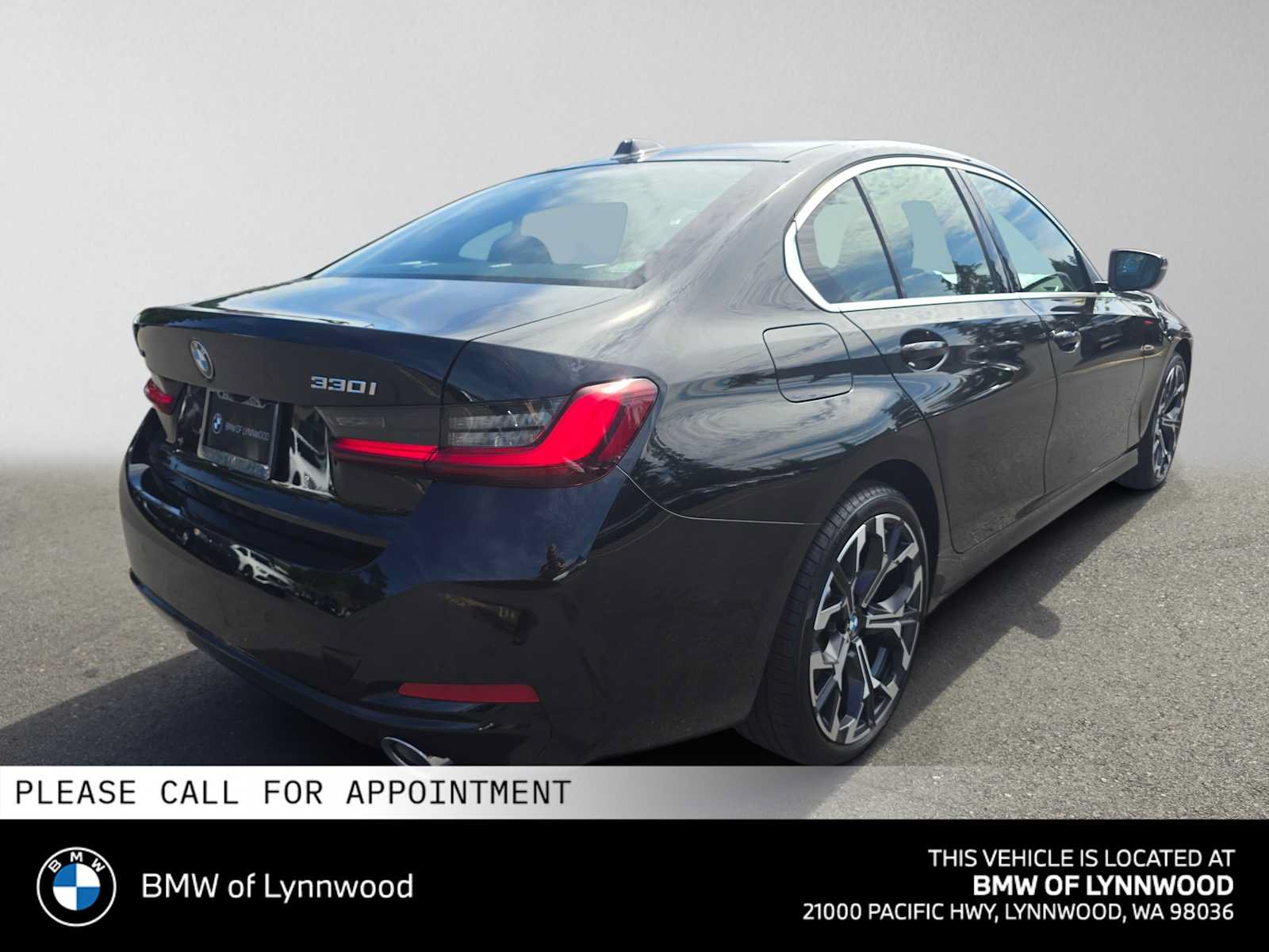New 2026 BMW 330i xDrive Sedan w/ Premium Package AWD/4WD image 3